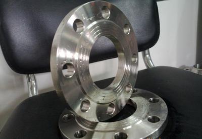 大連沖壓彎頭法蘭管件廠家與河北孟村管件產(chǎn)業(yè) 專業(yè)制造碳鋼管件的領(lǐng)先力量